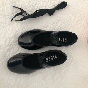 Tap shoes